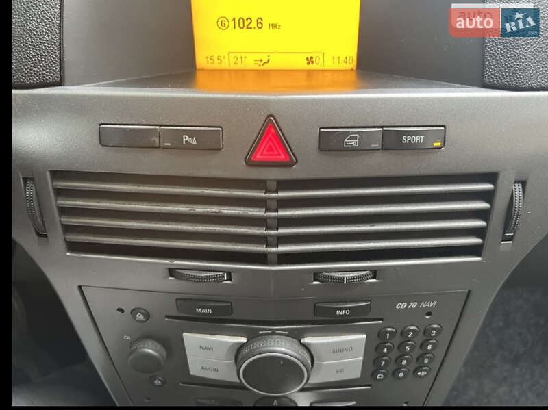 Купе Opel Astra 2006 в Виннице