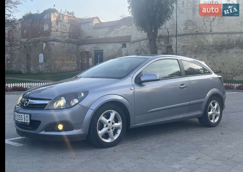 Купе Opel Astra 2006 в Виннице