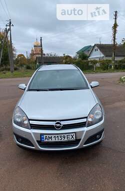 Універсал Opel Astra 2005 в Коростені