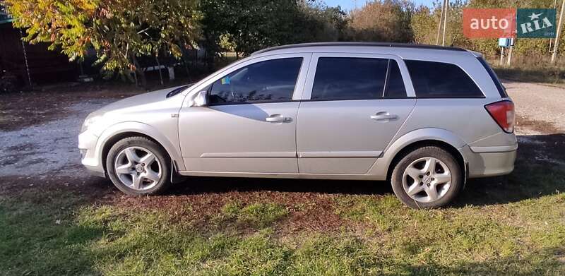 Универсал Opel Astra 2007 в Сумах