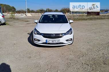 Универсал Opel Astra 2019 в Калуше