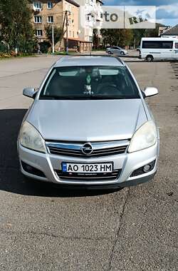 Універсал Opel Astra 2007 в Виноградові