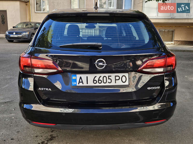 Універсал Opel Astra 2016 в Києві