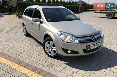 Універсал Opel Astra 2008 в Стрию