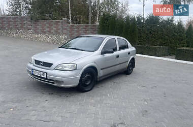 Хетчбек Opel Astra 1999 в Волочиську