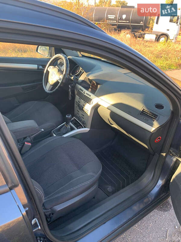 Універсал Opel Astra 2007 в Кривому Розі