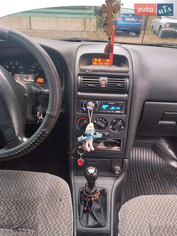 Седан Opel Astra 2008 в Киеве