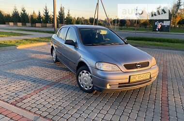 Седан Opel Astra 2008 в Львові