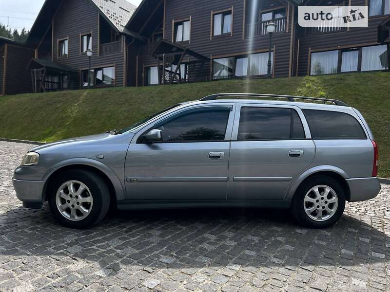Універсал Opel Astra 2003 в Надвірній