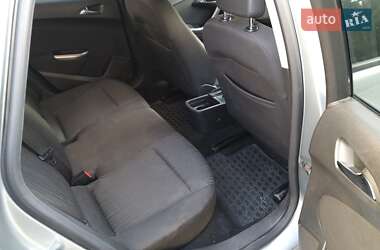 Универсал Opel Astra 2011 в 