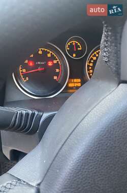 Универсал Opel Astra 2005 в 
