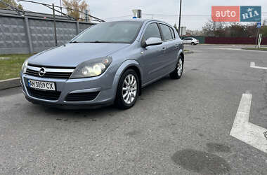 Хэтчбек Opel Astra 2004 в Житомире