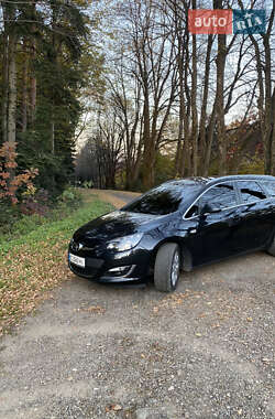 Универсал Opel Astra 2015 в 
