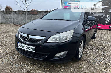 Седан Opel Astra 2011 в Коломиї