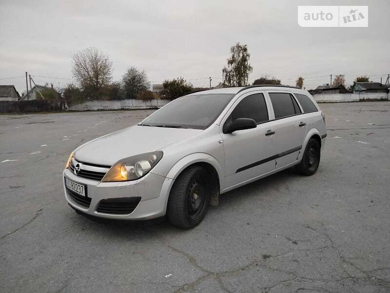 Універсал Opel Astra 2005 в Звягелі