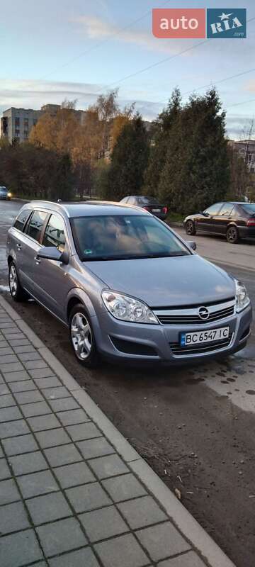 Универсал Opel Astra 2007 в Львове