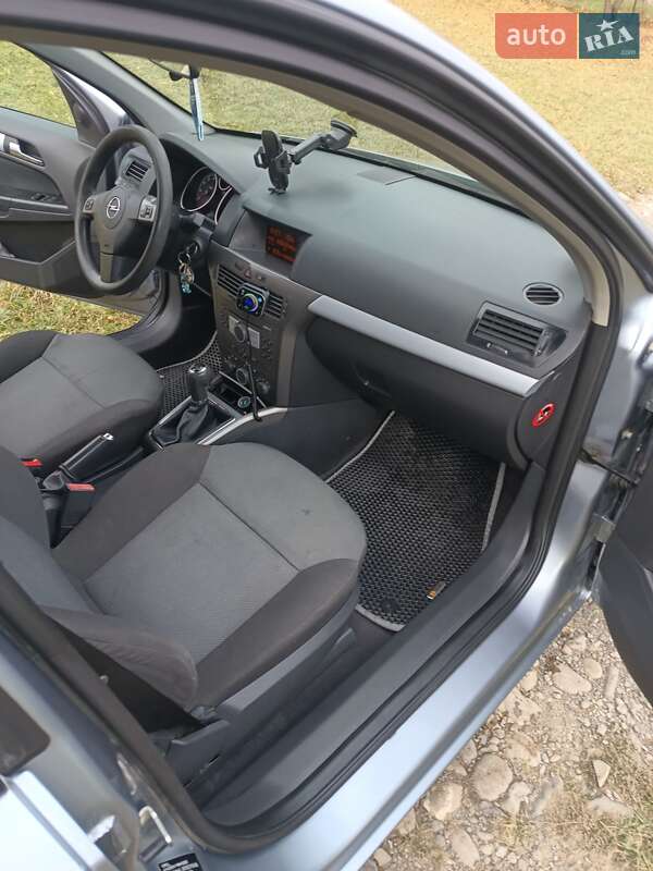 Універсал Opel Astra 2005 в Верховині фото 20 Універсал Opel Astra 2005 в Верховині