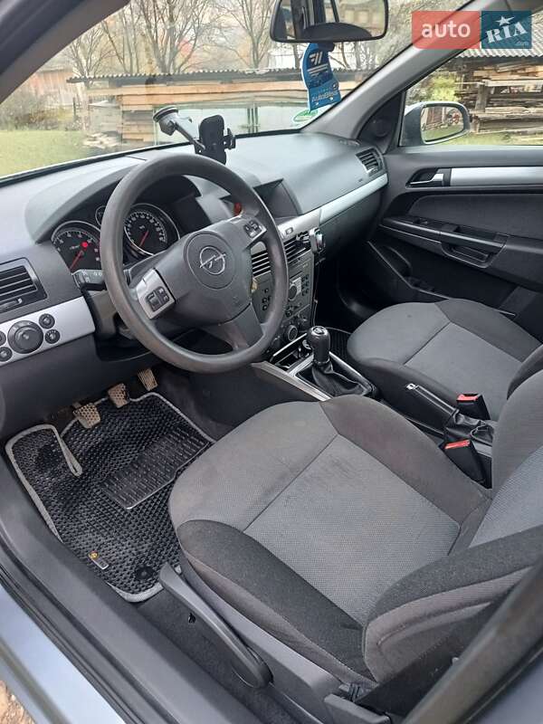 Універсал Opel Astra 2005 в Верховині фото 27 Універсал Opel Astra 2005 в Верховині