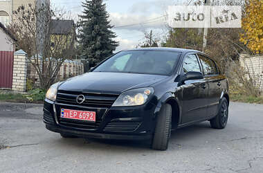 Хетчбек Opel Astra 2005 в Рівному