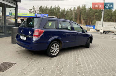 Універсал Opel Astra 2009 в Бучі