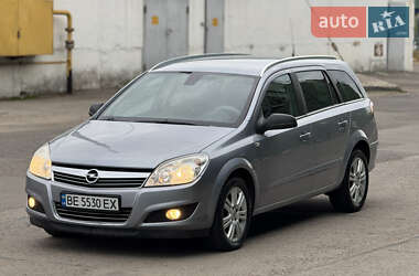 Універсал Opel Astra 2009 в Миколаєві