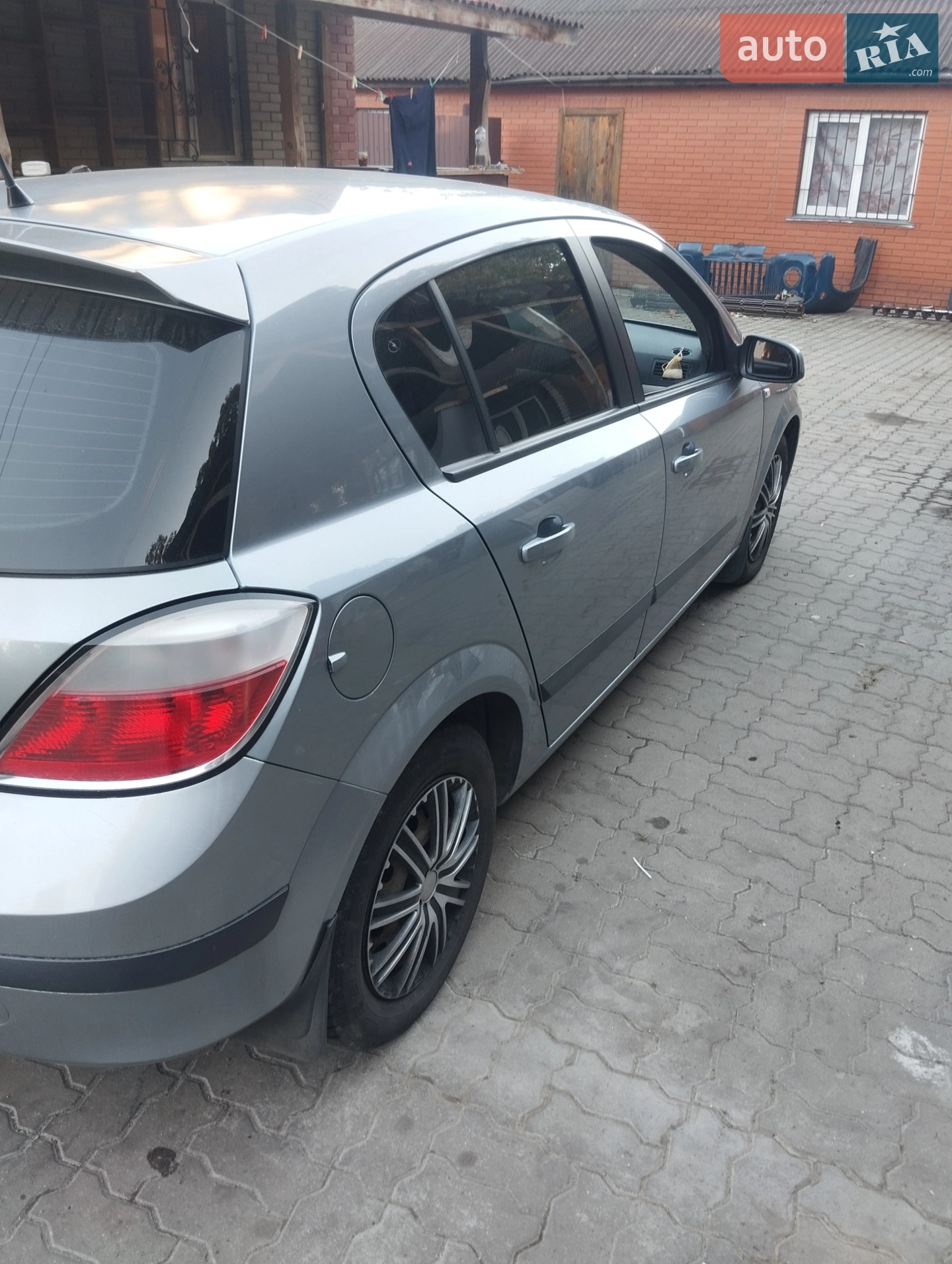 Опель Астра 2004р