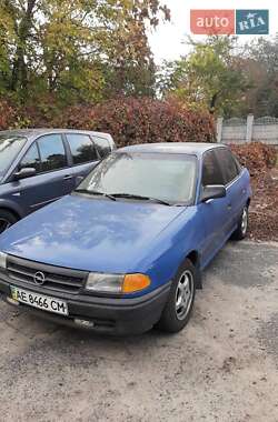 Седан Opel Astra 1993 в Запорожье