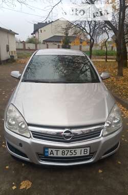 Хетчбек Opel Astra 2008 в Богородчанах