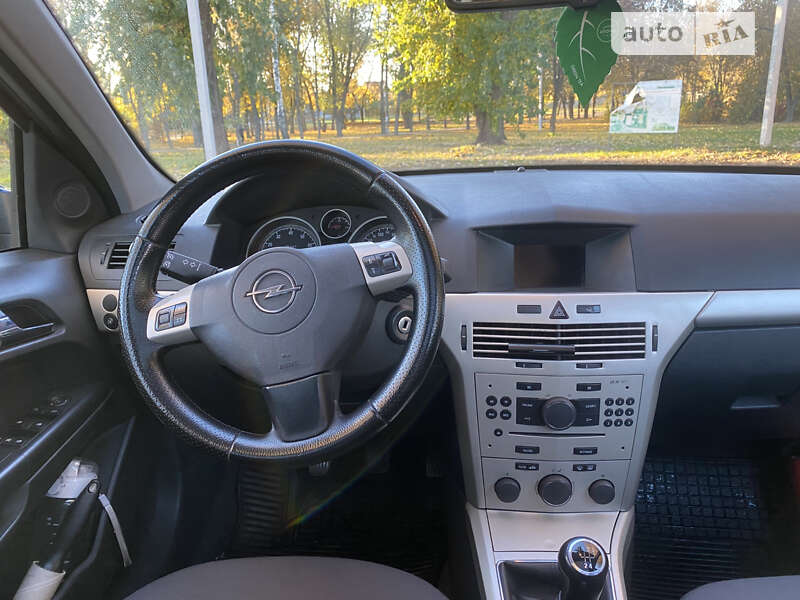 Универсал Opel Astra 2008 в Киеве