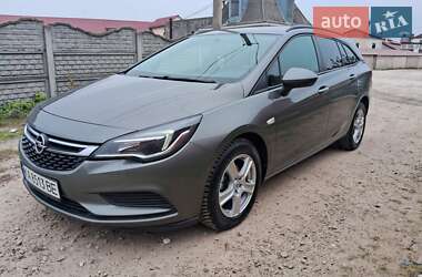 Универсал Opel Astra 2017 в Городенке