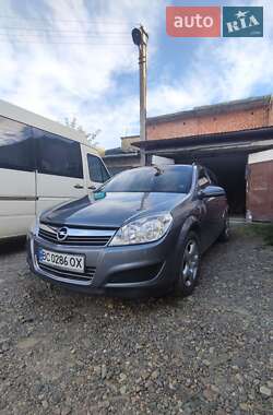 Універсал Opel Astra 2008 в Глибокій