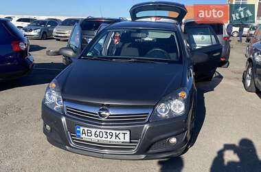 Універсал Opel Astra 2009 в Вінниці