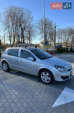 Хэтчбек Opel Astra 2006 в Виннице