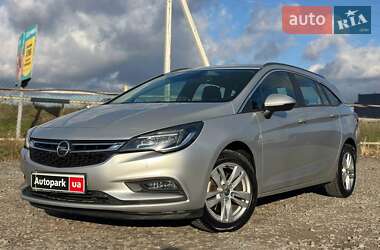 Універсал Opel Astra 2017 в Львові