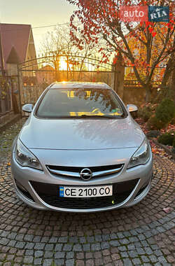 Универсал Opel Astra 2012 в Черновцах