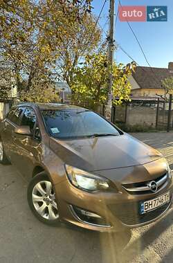 Універсал Opel Astra 2016 в Одесі