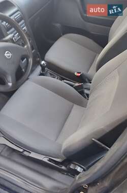 Седан Opel Astra 2008 в 