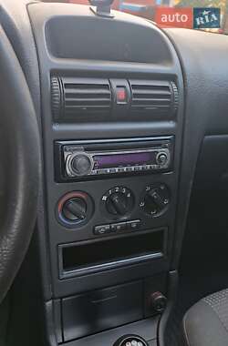 Седан Opel Astra 2008 в 