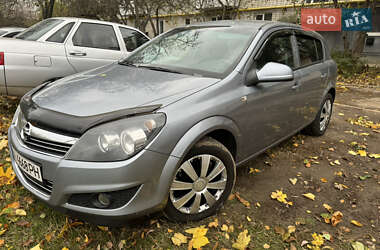 Хетчбек Opel Astra 2011 в Кролевці