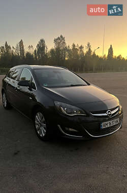 Універсал Opel Astra 2014 в Бердичеві