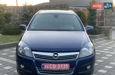 Универсал Opel Astra 2009 в Стрые