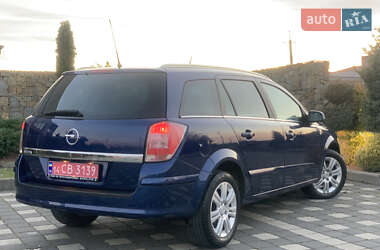 Универсал Opel Astra 2009 в Стрые