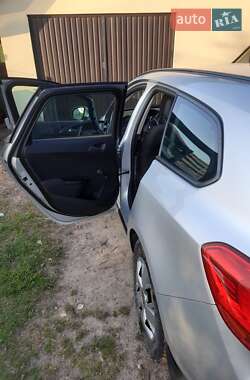 Универсал Opel Astra 2012 в 