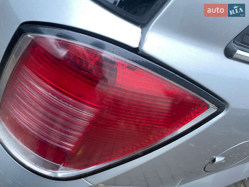Универсал Opel Astra 2004 в Мерефа