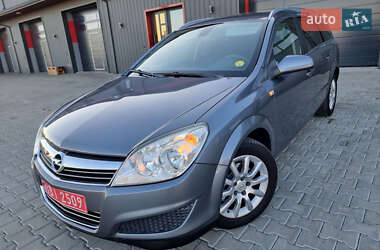 Универсал Opel Astra 2008 в Черкассах