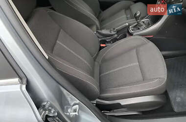 Универсал Opel Astra 2012 в 
