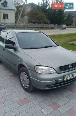 Седан Opel Astra 2005 в Теребовлі