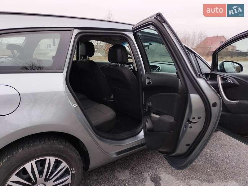 Универсал Opel Astra 2011 в Гнивани фото 7 Универсал Opel Astra 2011 в Гнивани