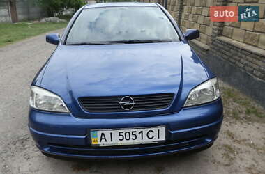 Седан Opel Astra 2002 в Киеве