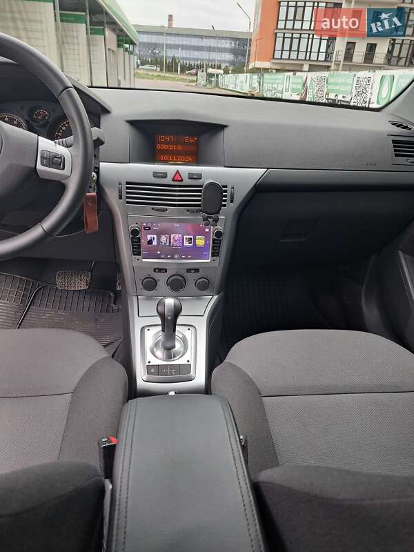 Хэтчбек Opel Astra 2012 в Ивано-Франковске фото 7 Хэтчбек Opel Astra 2012 в Ивано-Франковске